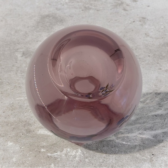 Fenton Purple Amethyst Handblown Glass Vase Ruffle Top Art Hand Painted Vase - Picture 7 of 7